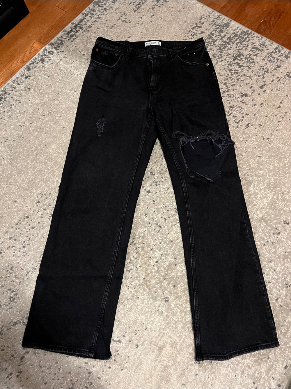 Abercrombie & Fitch Black 90’s Relaxed High-Rise Jeans
